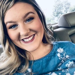 Meet your Posher, Bailey